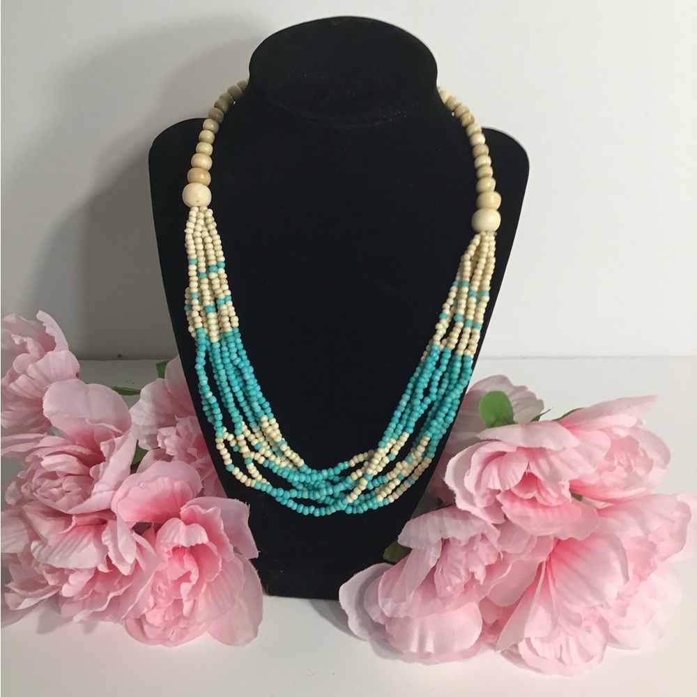 Turquoise and Cream Beaded Necklace - Picture 10 of 10